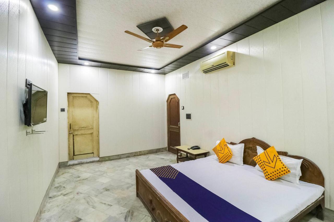 Spot On 65416 Hotel Classic Lucknow Bagian luar foto